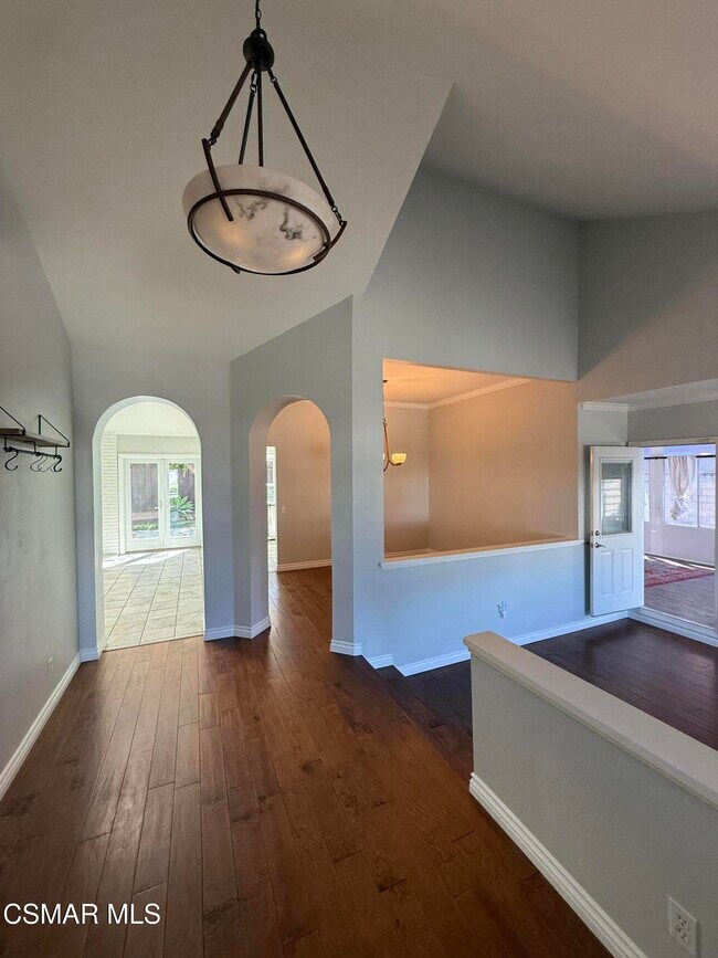 Building Photo - 3622 Cambria St