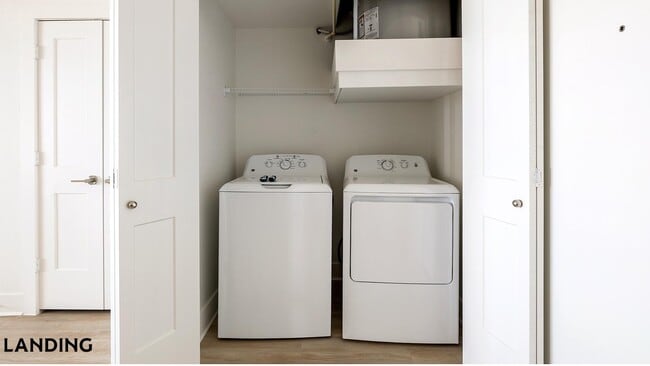 Building Photo - 108 N US Hwy 377