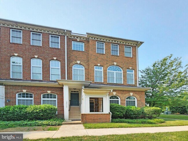 Building Photo - 12470 Liberty Bridge Rd