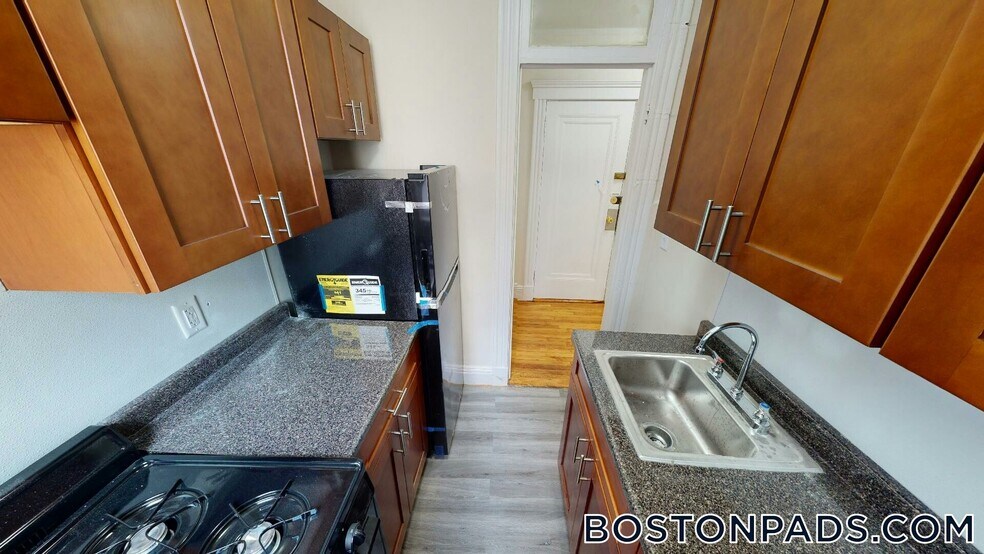 Building Photo - 1191 Boylston St