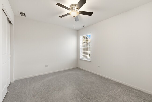 Building Photo - 2666 Martini St