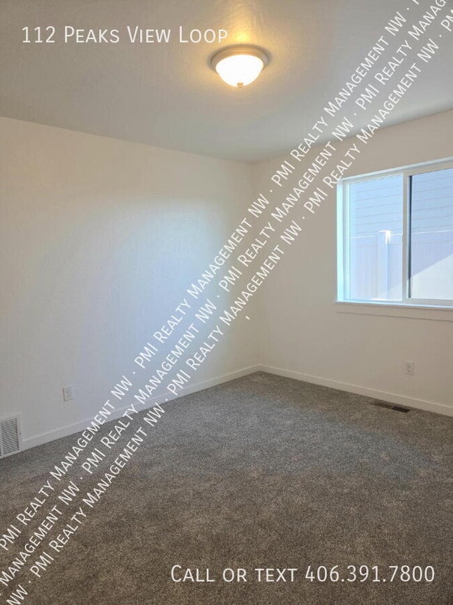 Building Photo - 112 W View Dr