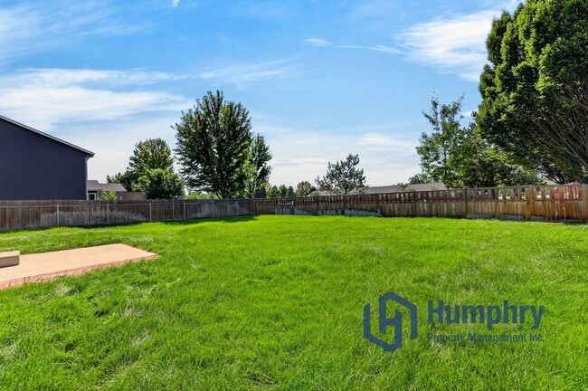 Building Photo - 2243 N Cougar Way