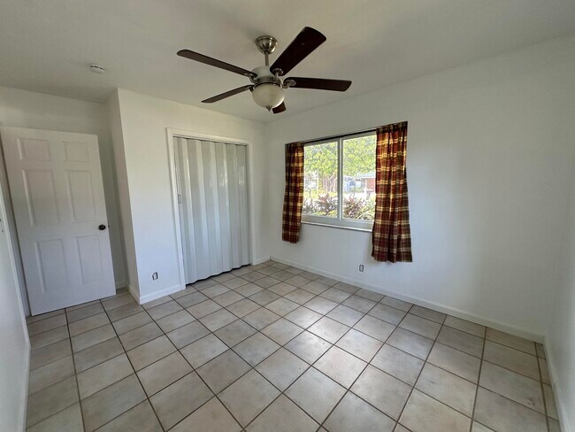 Building Photo - 2030 Bonnie St