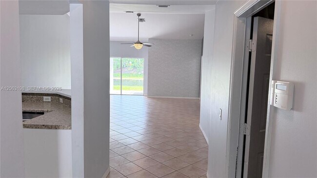 Building Photo - 2020 Andromeda Ln