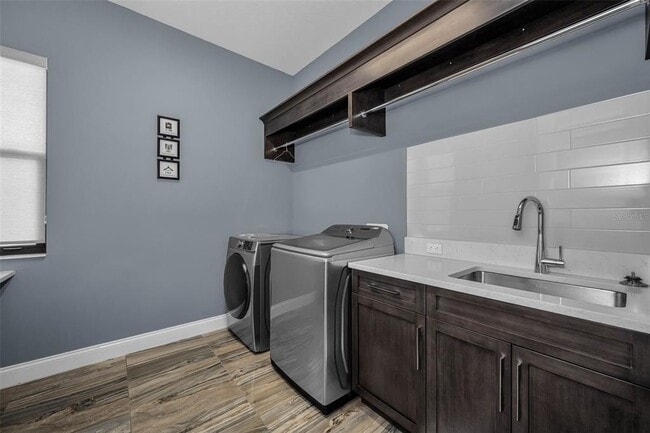 Building Photo - 1015 Bellamare Trail