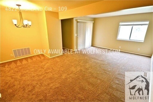 Building Photo - No Deposit Option! Exclusive 2 Bedroom Hol...