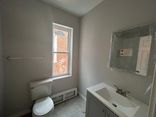 Building Photo - Charming 3 BR/1 BA Philly Row Home with Porch, Deck & Basement