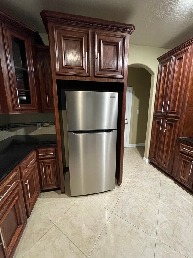 Stainless Steel Refrigerator - 600 River Bend Dr
