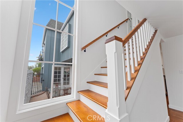 Building Photo - 227 Coral Ave