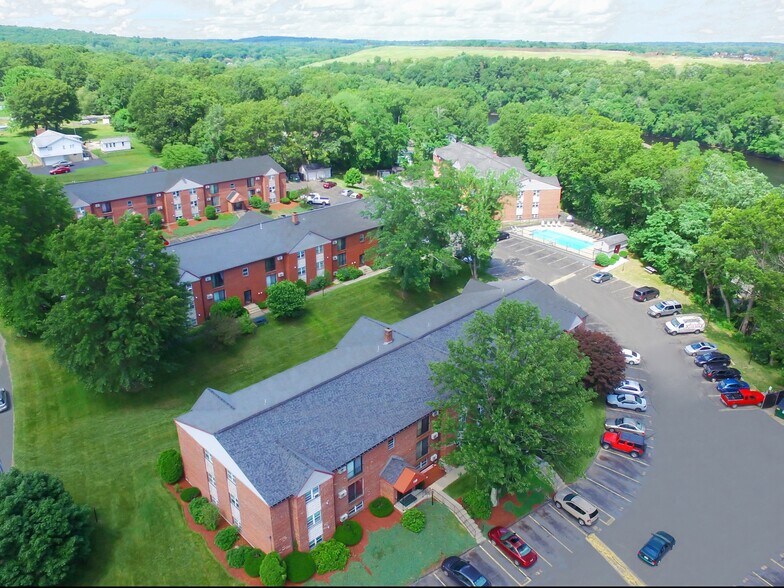 Churchill Court 120 Klondike Ave Haverhill MA 01832 Apartment Finder