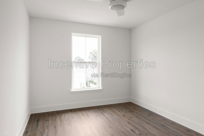 Building Photo - 431 Braddock Ave