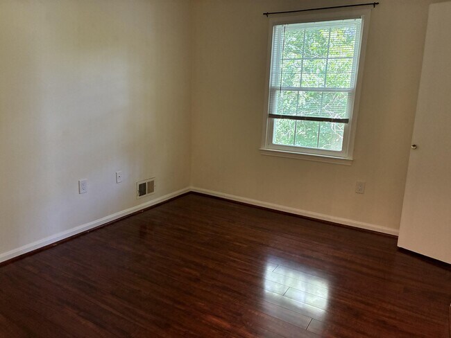 Building Photo - 4834 King Solomon Dr