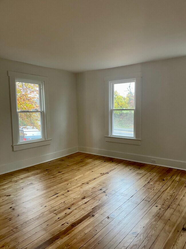 Building Photo - 27318 Morgnec Rd