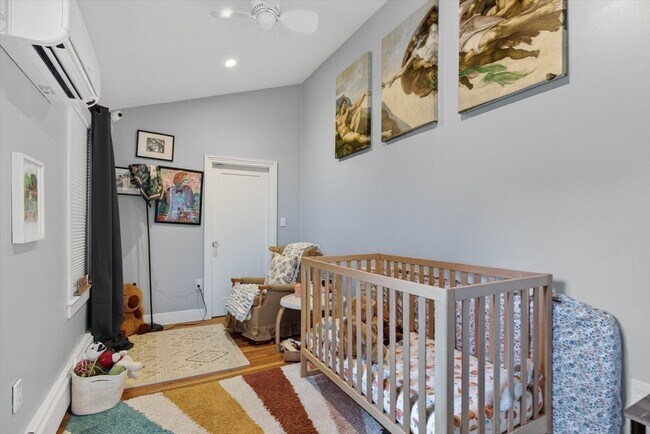 Building Photo - 15 Mt Vernon St