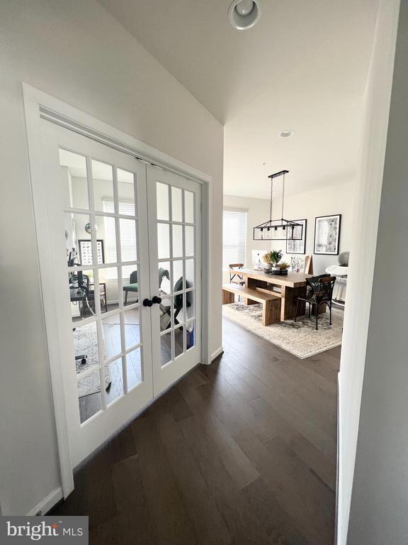 Building Photo - 3501 Landing Way