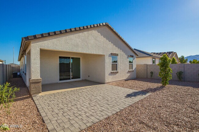 Building Photo - 17818 W Vogel Ave