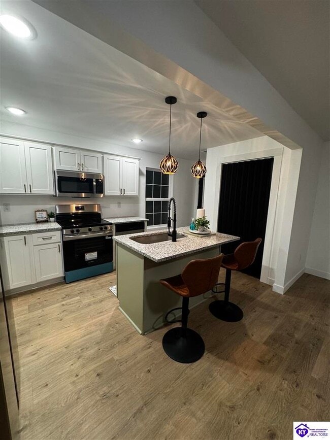 Building Photo - 564 St John Church Rd