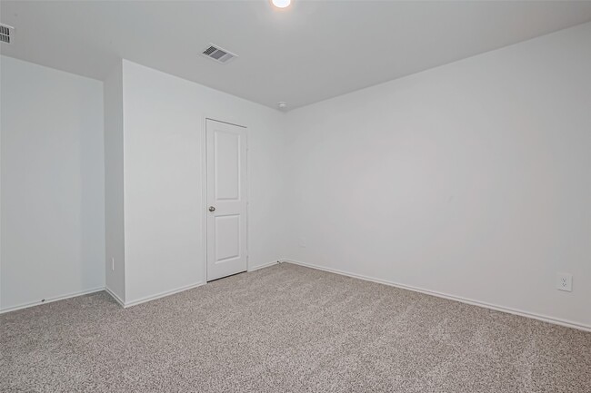 Building Photo - 2943 Sycamore Run Ln