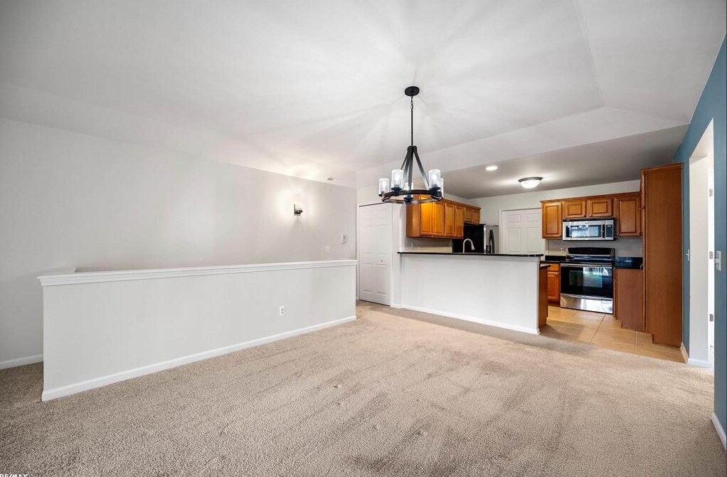 Building Photo - 14230 Moravian Manor Cir