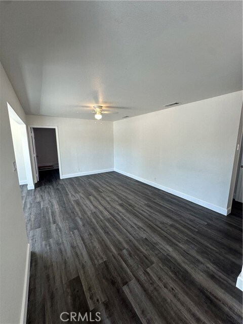 Building Photo - 454 S Rosario Ave