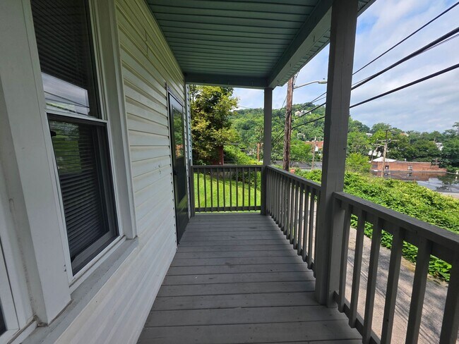 Building Photo - 1341 Herrod St