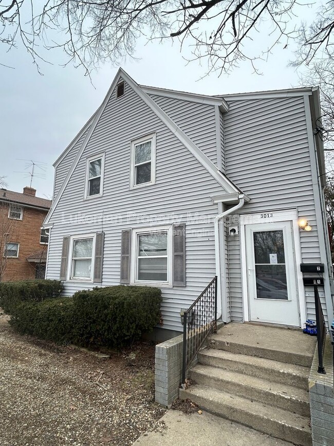 Building Photo - 3013 Portage Street