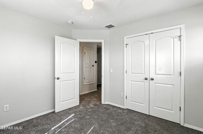 Building Photo - 14407 Misty Point Ct