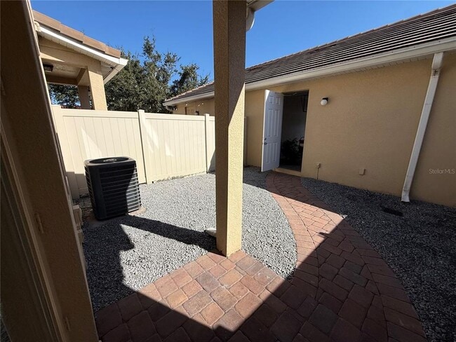 Building Photo - 7605 Ripplepointe Way