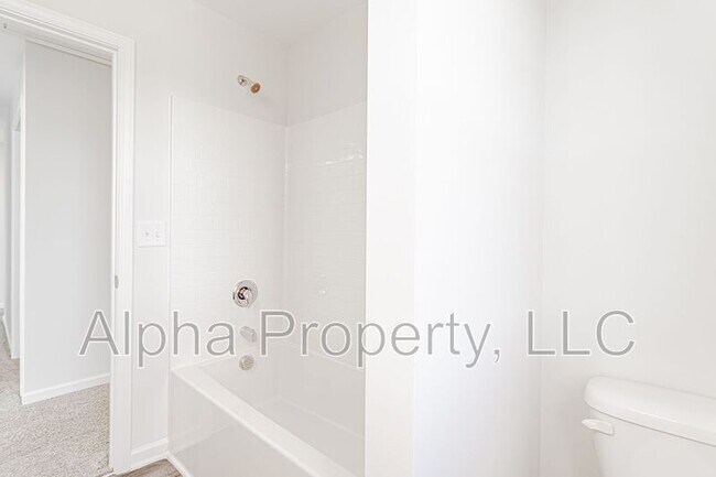 Building Photo - 328 Trail Branch Ct.