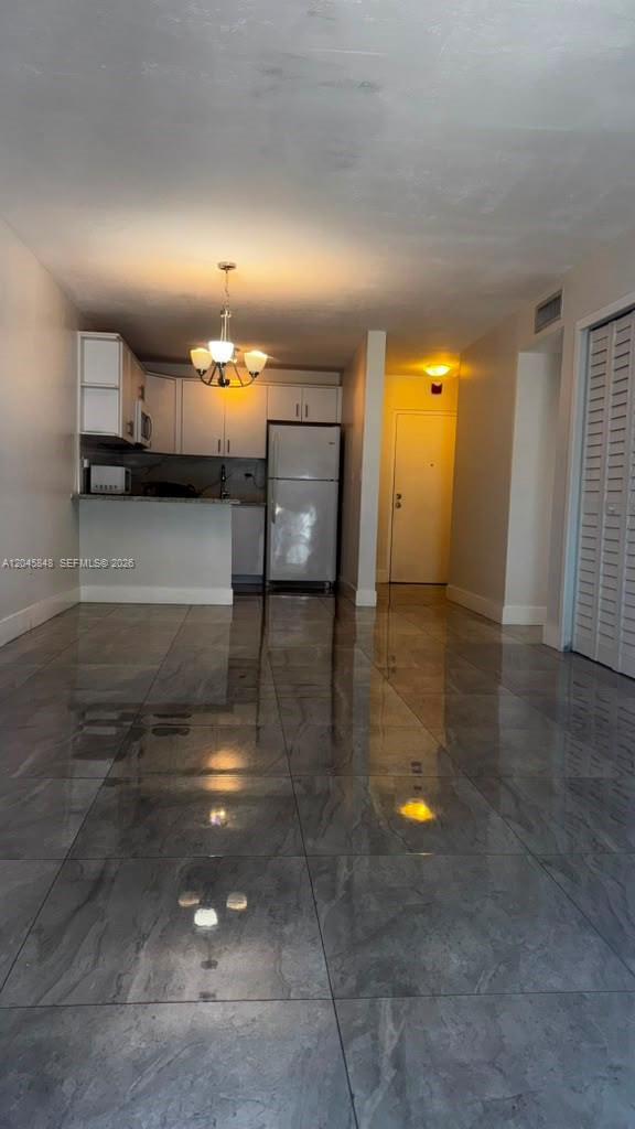 Building Photo - 145 SW 30th Ct