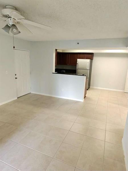 Building Photo - 5560 NW 61st St