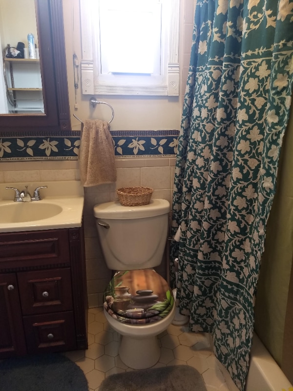 Building Photo - 4300 8th St NW