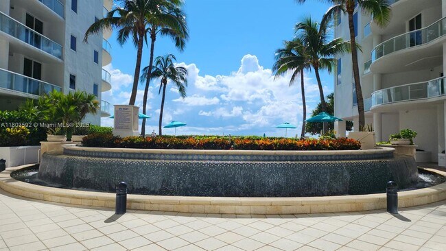Building Photo - 4600 N Ocean Dr