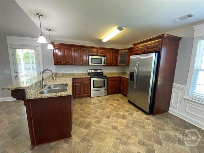 Building Photo - 253 Hendrix St