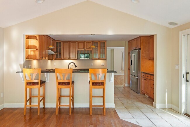 Building Photo - 109 Brookside Ave