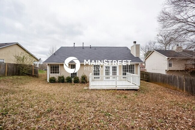 Building Photo - 3 Bedroom Pet-Friendly Home in Riverdale, GA with Main Street Renewal