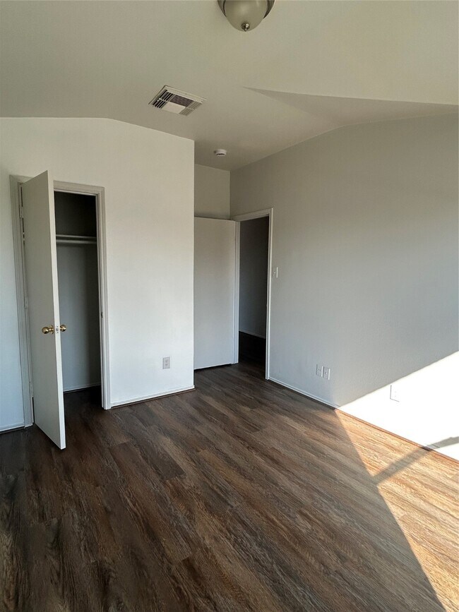 Building Photo - 18702 Desert Marigold Dr