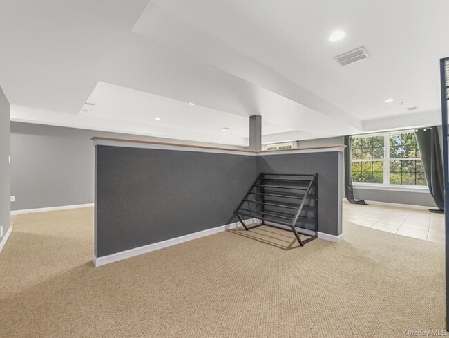 Building Photo - 1115 Balsam Dr