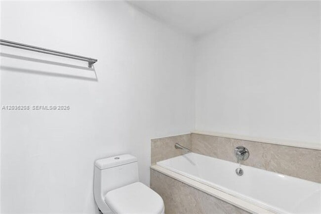 Building Photo - 488 NE 18th St