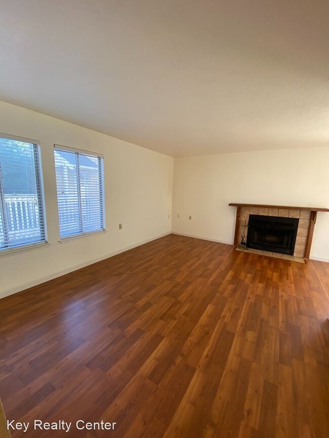 Building Photo - 2 br, 1 bath House - 11330 Fair Oaks Blvd ...