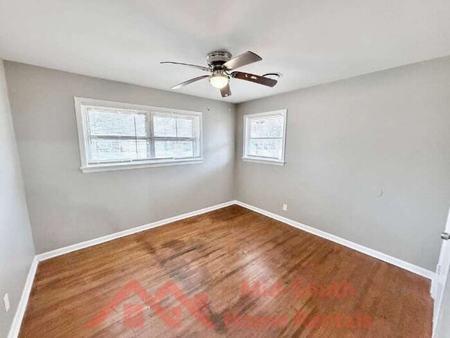 Building Photo - 4349 Newton Dr