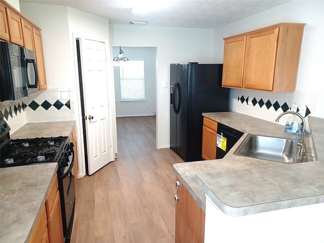 Building Photo - 13414 Beechglen Ln