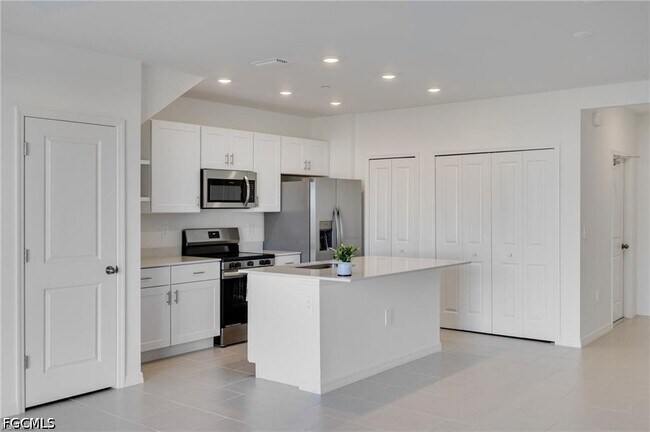 Building Photo - 4243 Caterina Ct