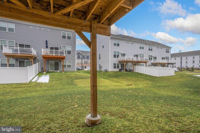 Building Photo - 29 Sister's Farmstead Rd