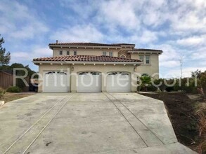 Building Photo - 5539 Alexandrine Ct