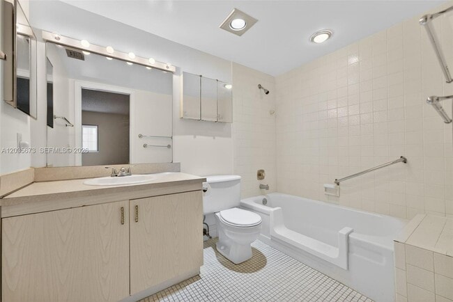 Building Photo - 2401 Antigua Cir
