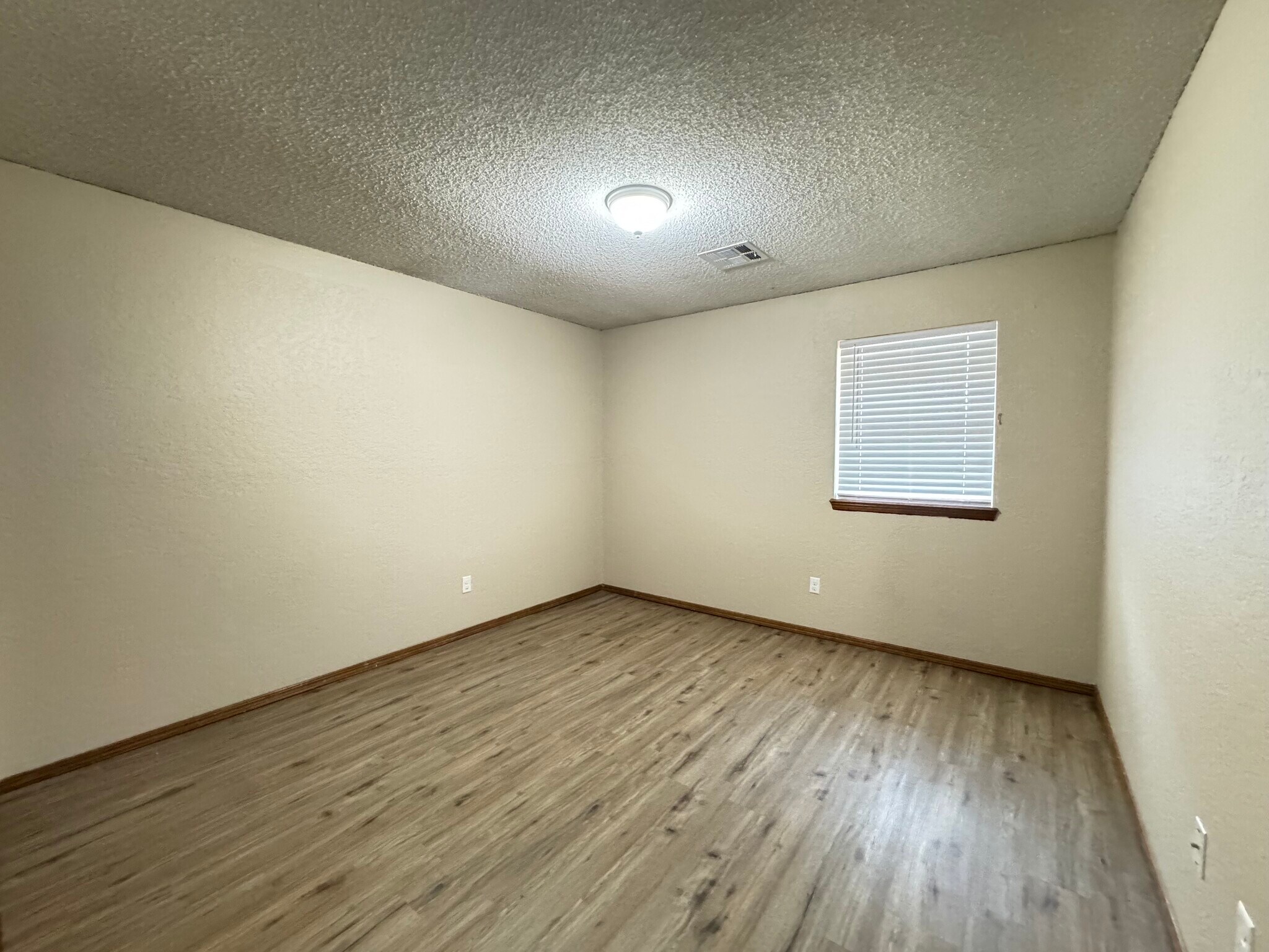 Building Photo - 8636 NW 86th St
