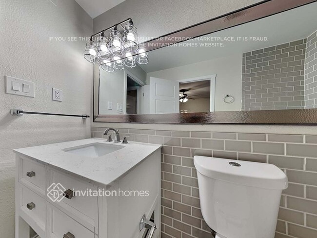 Building Photo - 1628 E Fremont Dr