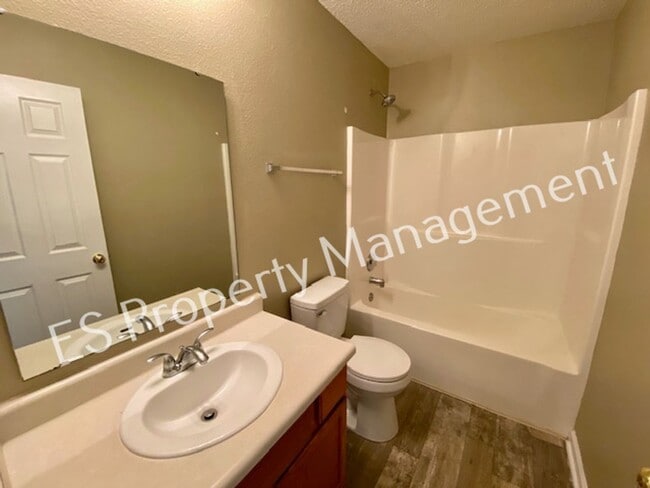 Building Photo - Wonderful 3 Bedroom 2 Bath Ranch Home in Lawrence Township!